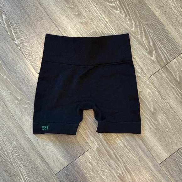 Set Active sculpt flex Black High-Waisted bike shorts - Picture 5 of 5